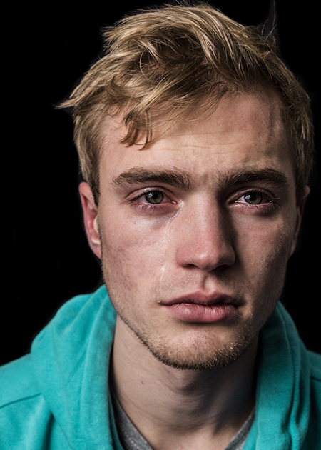 Фотография: Фотопроект о плачущих мужчинах, разрушающий известные стереотипы №10 - BigPicture.ru