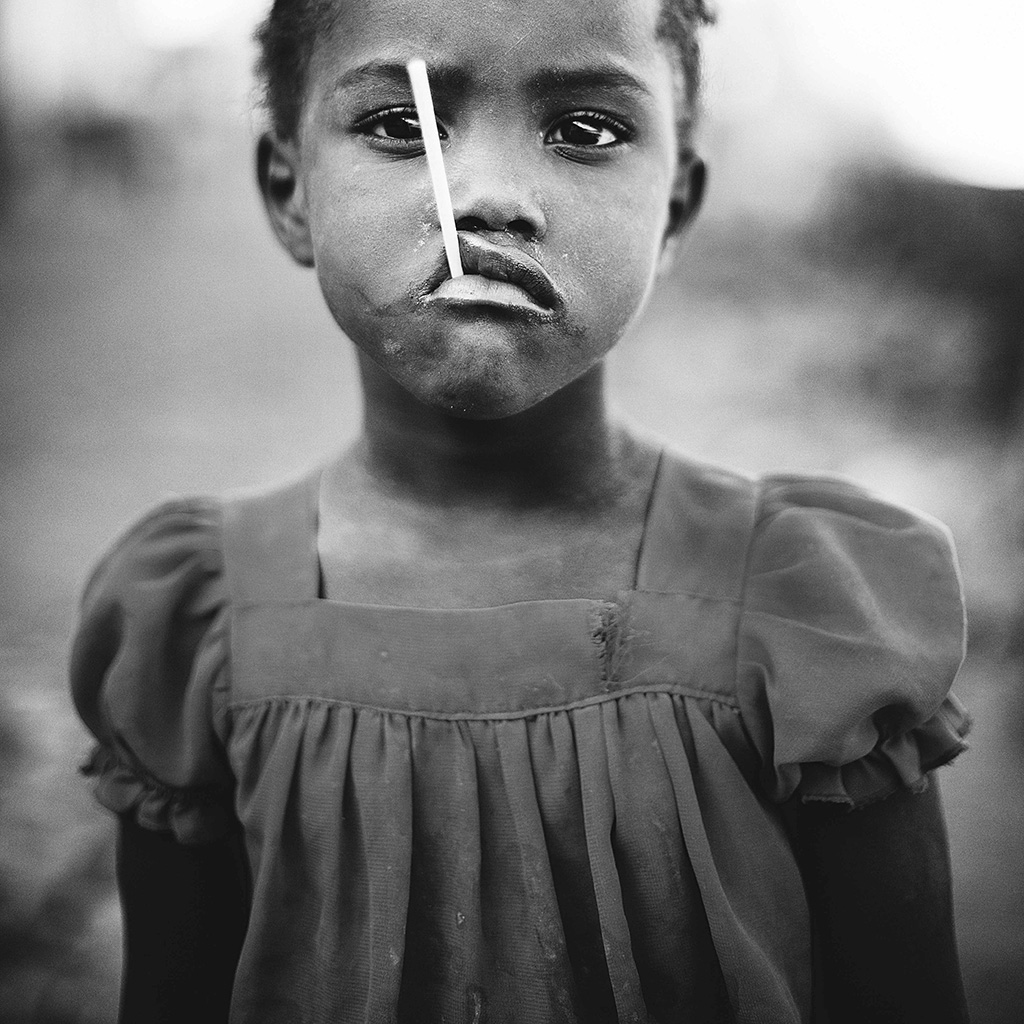 Фотография: Лучшие снимки конкурса черно-белой детской фотографии — 2016 №19 - BigPicture.ru