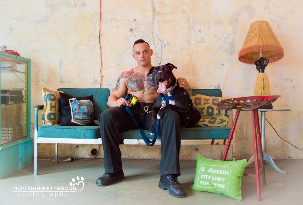 Фотография: Горячие техасские парни разделись ради бездомных собак из приюта №11 - BigPicture.ru