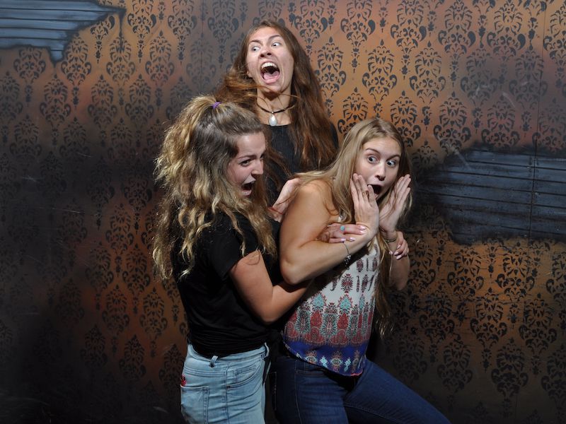 Фотография: Страшно смешно: 25 эмоциональных фото из комнаты ужасов №10 - BigPicture.ru
