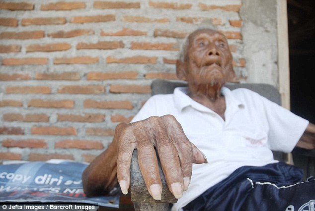 Фотография: Самый старый человек в мире, которому 145 лет, живет в Индонезии №2 - BigPicture.ru