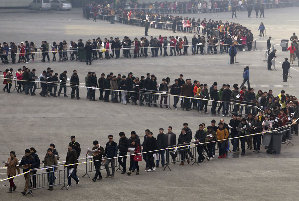 Фотография: 23 шокирующих фотографии о том, насколько много людей в Китае №13 - BigPicture.ru