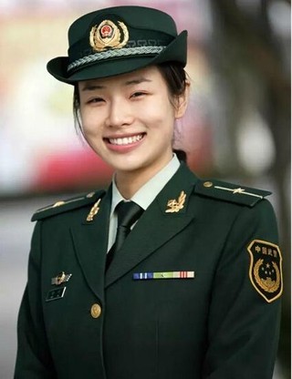 Фотография: В Китае обнаружен самый красивый телохранитель №2 - BigPicture.ru