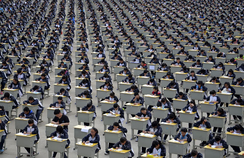 23 шокирующих фотографии о том, насколько много людей в Китае