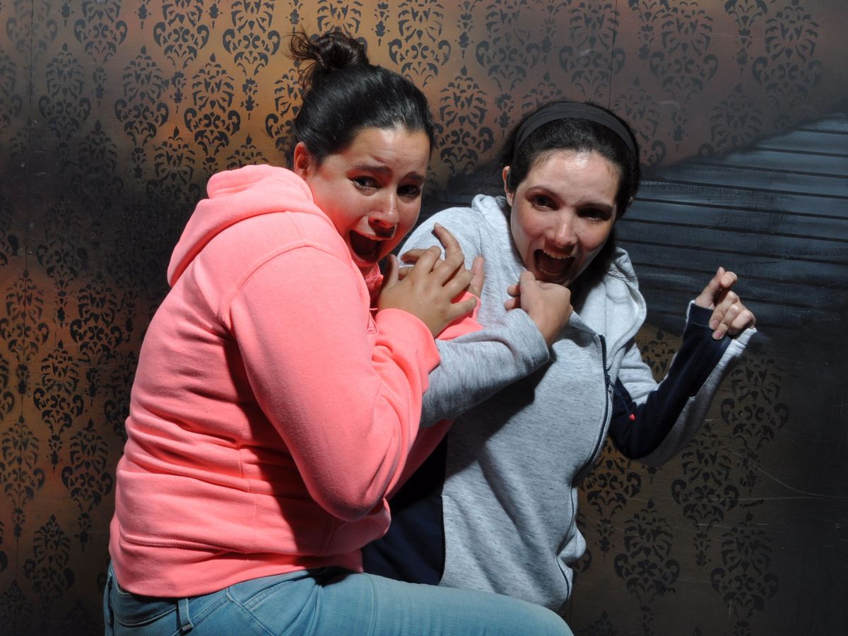 Фотография: Страшно смешно: 25 эмоциональных фото из комнаты ужасов №21 - BigPicture.ru