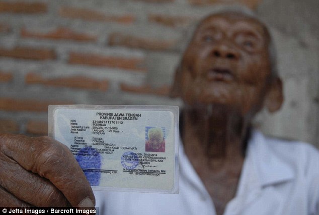 Фотография: Самый старый человек в мире, которому 145 лет, живет в Индонезии №4 - BigPicture.ru