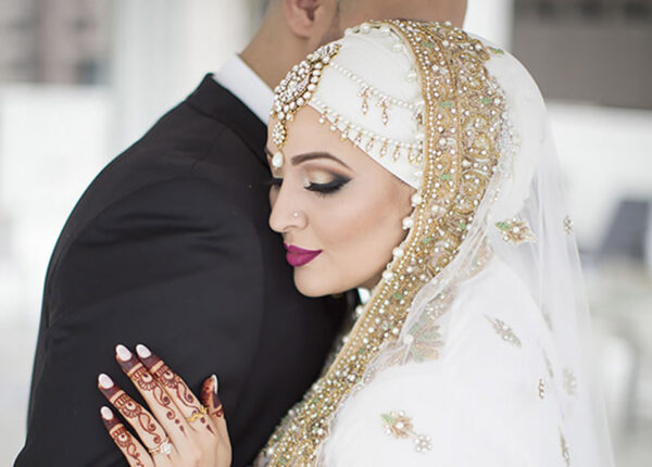 Ослепительно красивые невесты в хиджабах