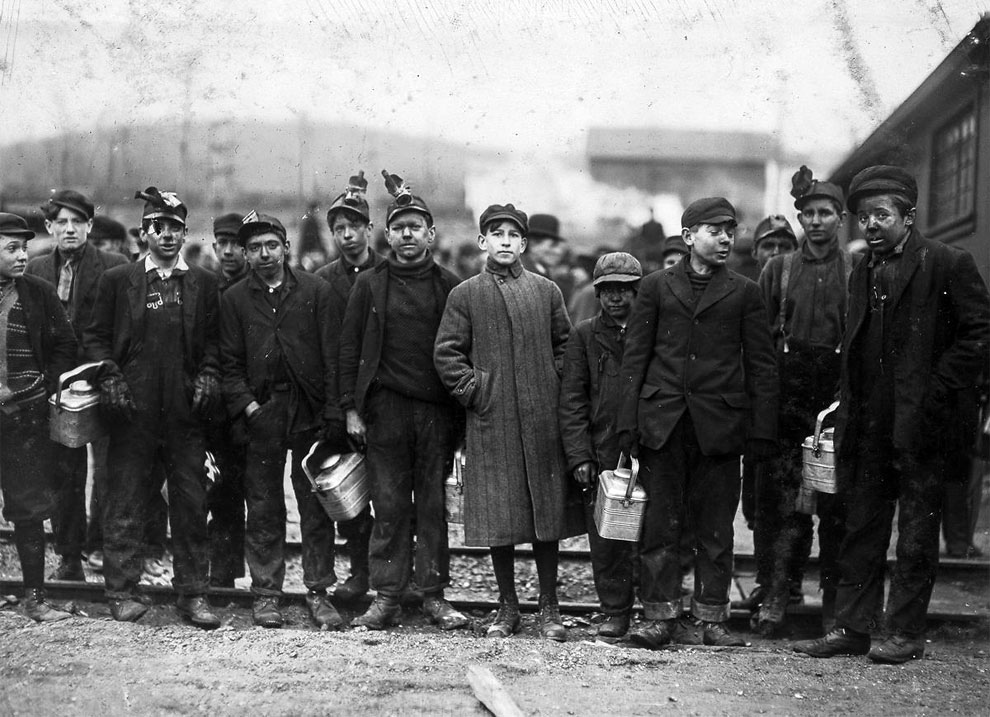 Фотография: Детский труд в Америке XX века: фотографии детей на угольных и цинковых шахтах №11 - BigPicture.ru