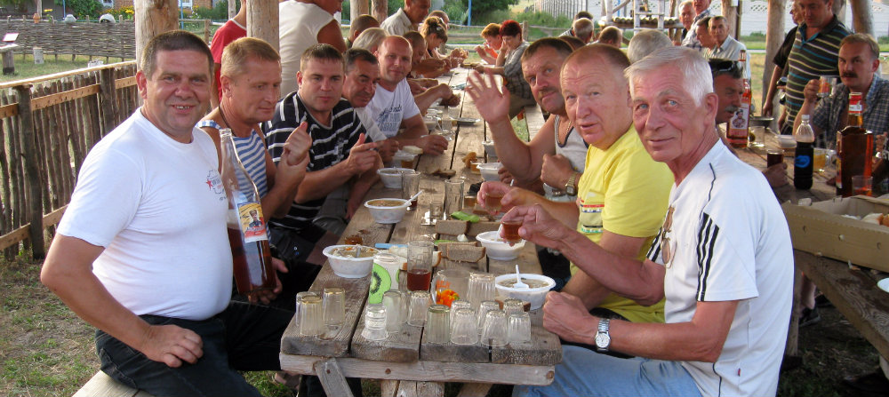 Фотография: Как быть идеальным гостем в России: инструкция для иностранцев №4 - BigPicture.ru
