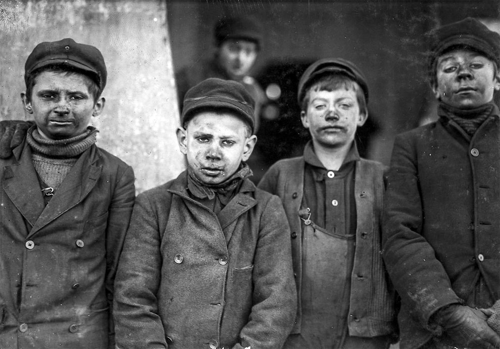Фотография: Детский труд в Америке XX века: фотографии детей на угольных и цинковых шахтах №17 - BigPicture.ru