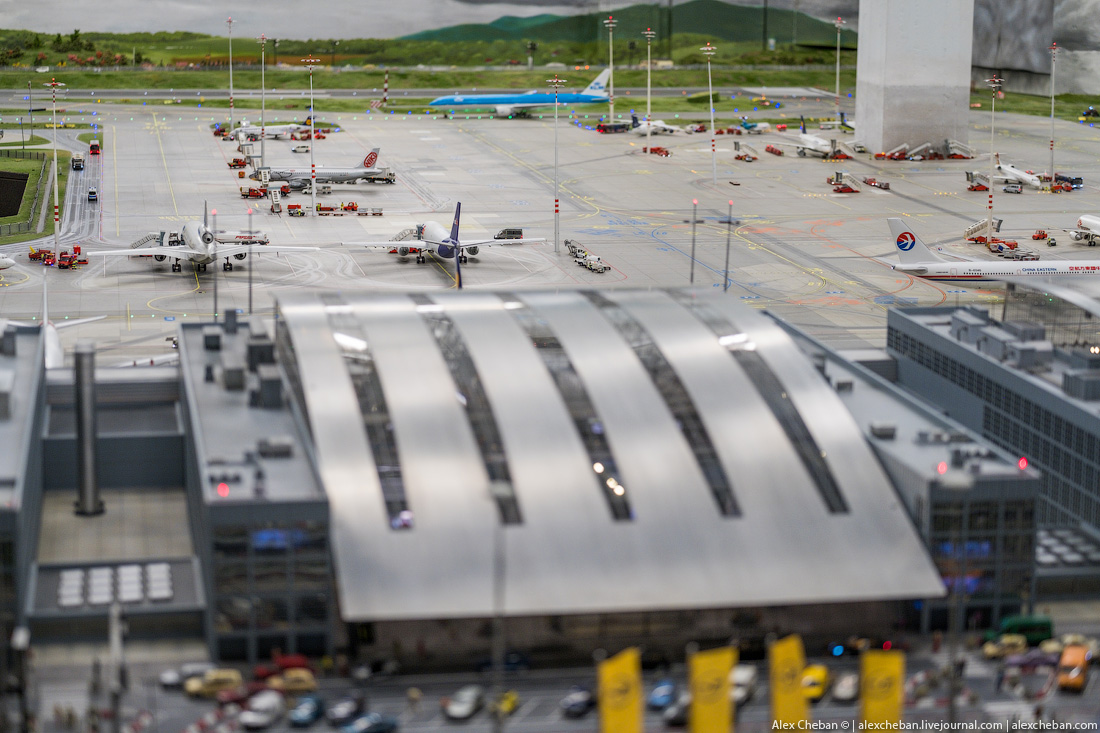 Фотография: Игрушечный аэропорт для больших мальчиков за 4,8 миллиона долларов №22 - BigPicture.ru