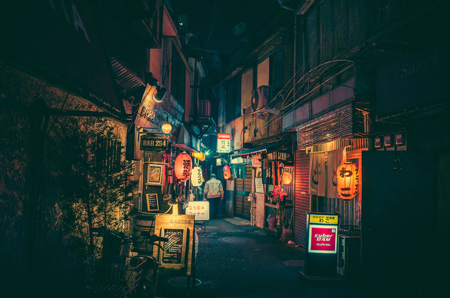 Фотография: 20 кадров уличной фотографии, которые открывают неизвестную сторону Японии №26 - BigPicture.ru