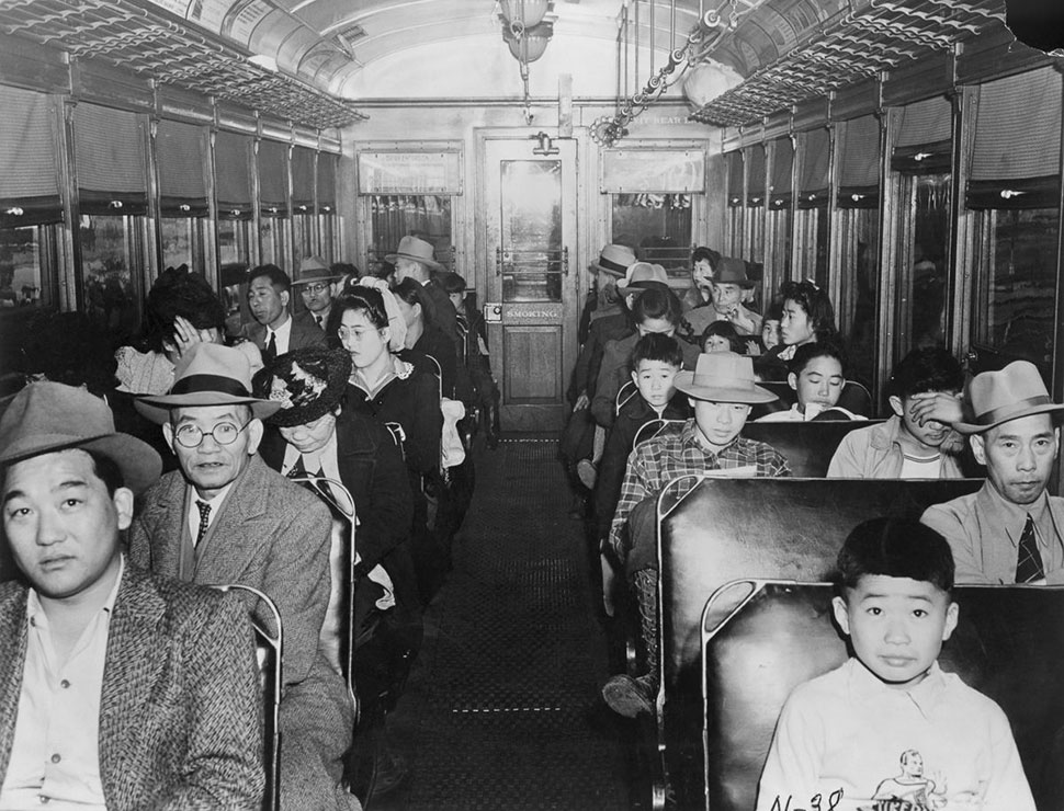 Фотография: Как этнических японцев загоняли в концлагеря в США после Перл-Харбора №29 - BigPicture.ru