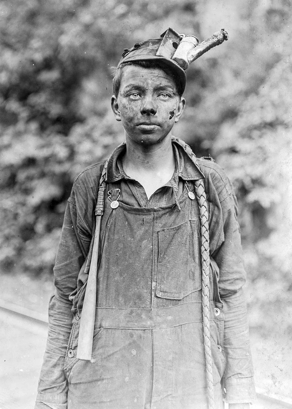 Фотография: Детский труд в Америке XX века: фотографии детей на угольных и цинковых шахтах №4 - BigPicture.ru