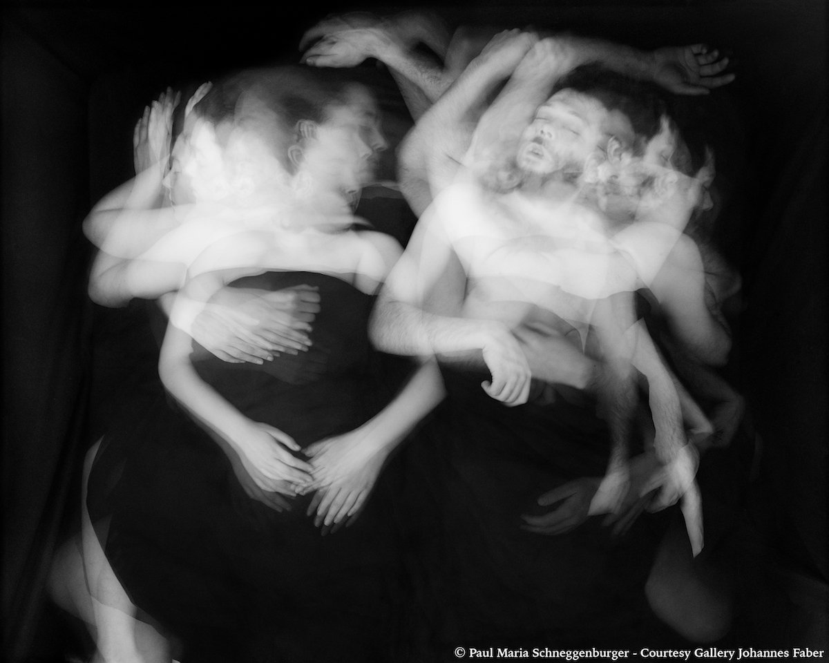 Фотография: Фотопроект: как мы двигаемся, когда спим вдвоем №36 - BigPicture.ru