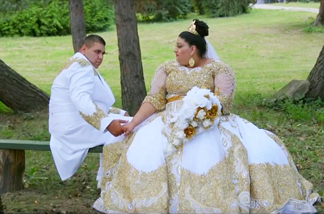 Фотография: Дорого-богато: цыганская свадьба с платьем за 175 тысяч долларов и дождем из денег №2 - BigPicture.ru