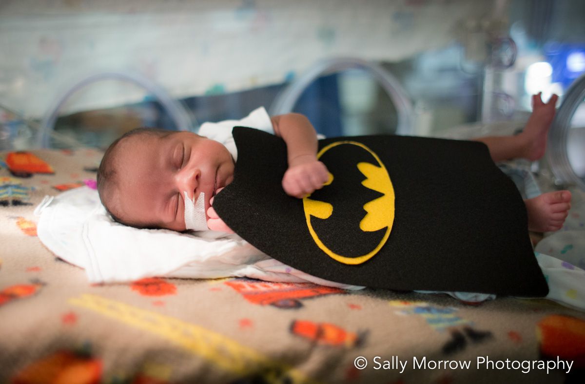 Фотография: Детская больница нарядила недоношенных новорожденных в супергероев и устроила фотосессию №6 - BigPicture.ru