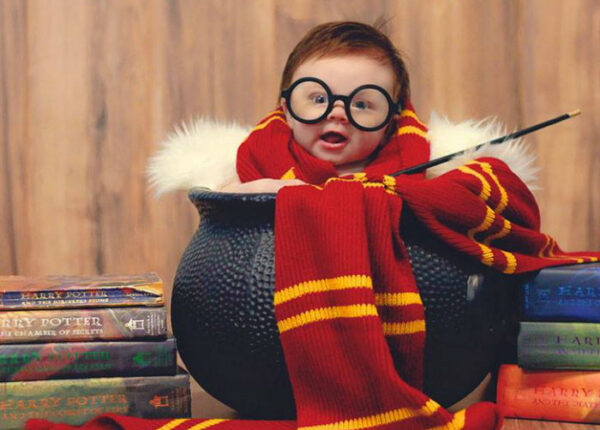 Очаровательная фотосессия малыша в образе Гарри Поттера