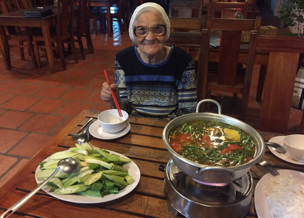 89-летняя бабушка из Красноярска доказывает, что никогда не поздно начать познавать мир