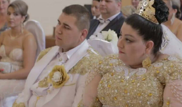 Дорого-богато: цыганская свадьба с платьем за 175 тысяч долларов и дождем из денег