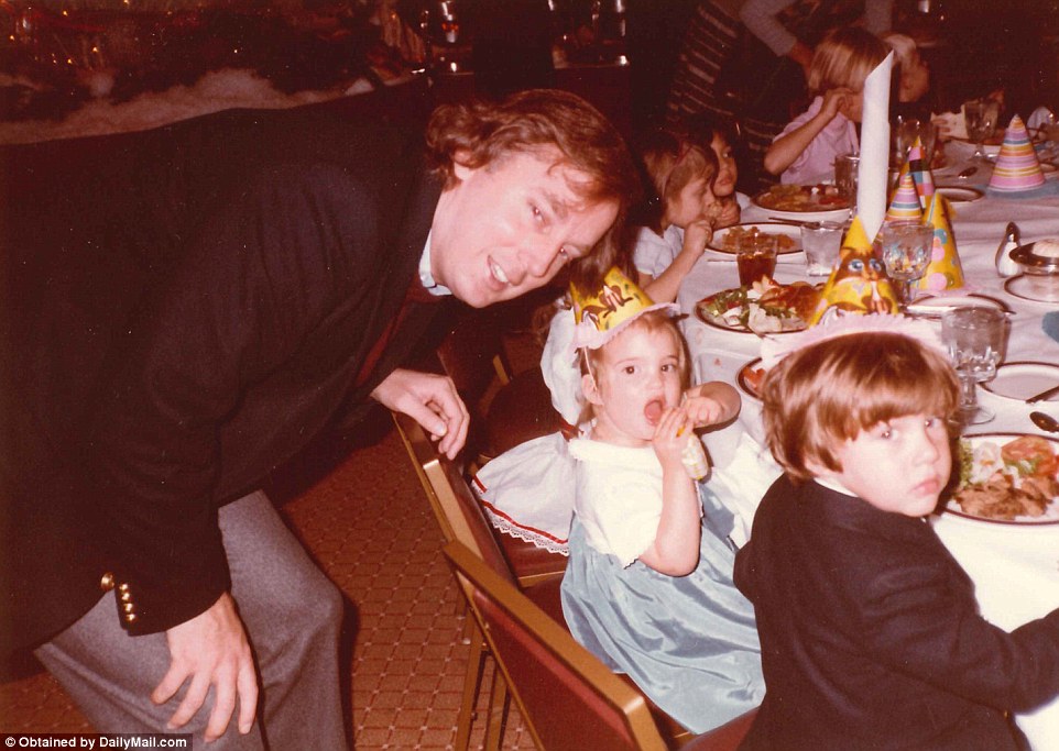 Фотография: Уютный и домашний Дональд Трамп на снимках из случайно всплывшего семейного архива №11 - BigPicture.ru