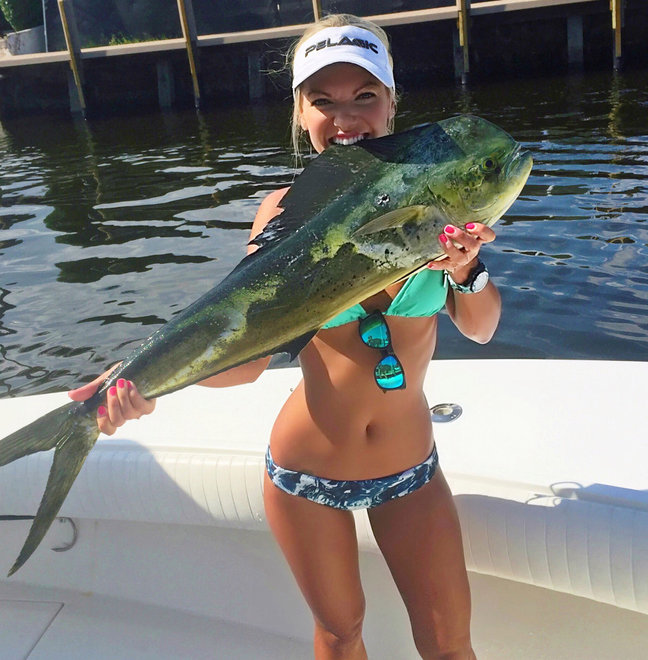Фотография: Американка призывает женщин заниматься рыбалкой №5 - BigPicture.ru