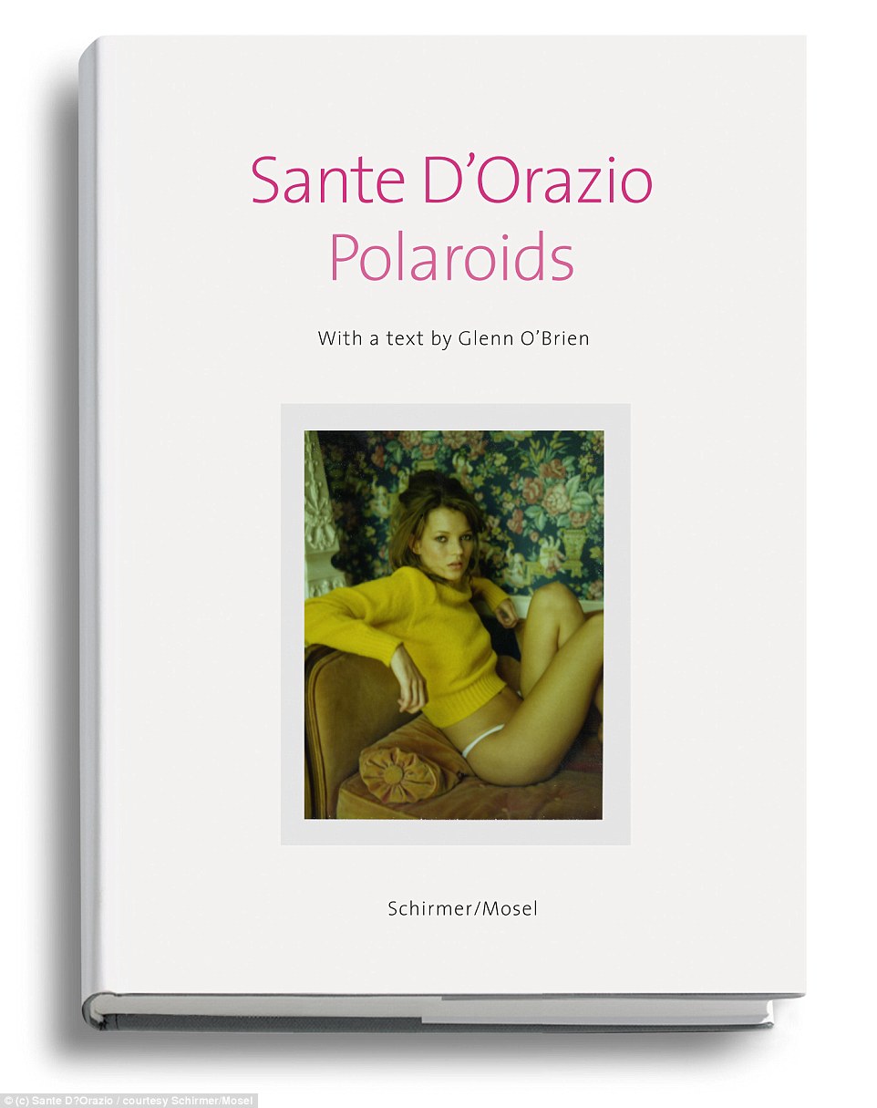 Санте Д’Орацио выпустил книгу с интимными фото моделей и актрис