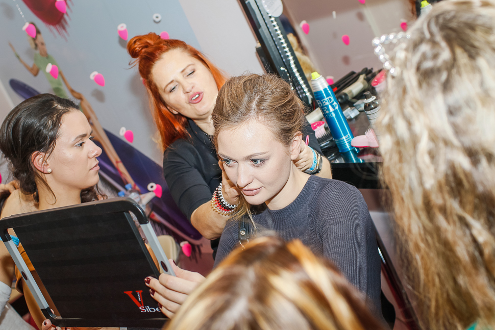 Фотография: Что делать на профессиональной выставке косметики, если вы не работаете в салоне красоты №9 - BigPicture.ru