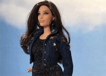 Модель размера плюс Эшли Грэм — теперь в виде куклы Барби