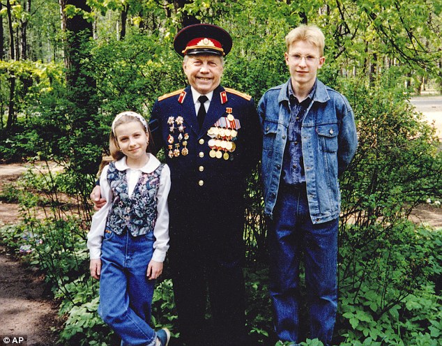 Фотография: Первое поколение детей, выросших после распада СССР №11 - BigPicture.ru