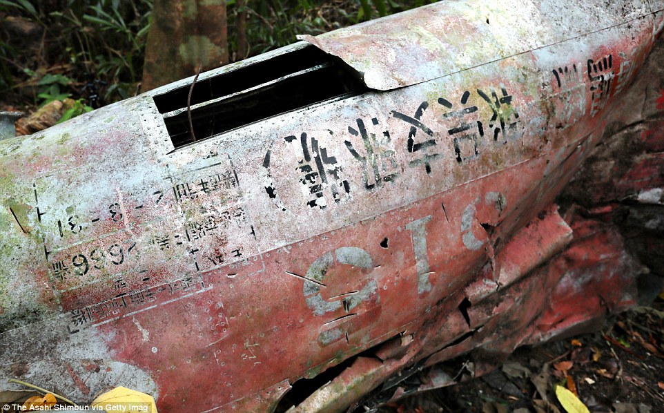 Фотография: Боевые машины Второй мировой, затерянные на далеких островах в Тихом океане №12 - BigPicture.ru