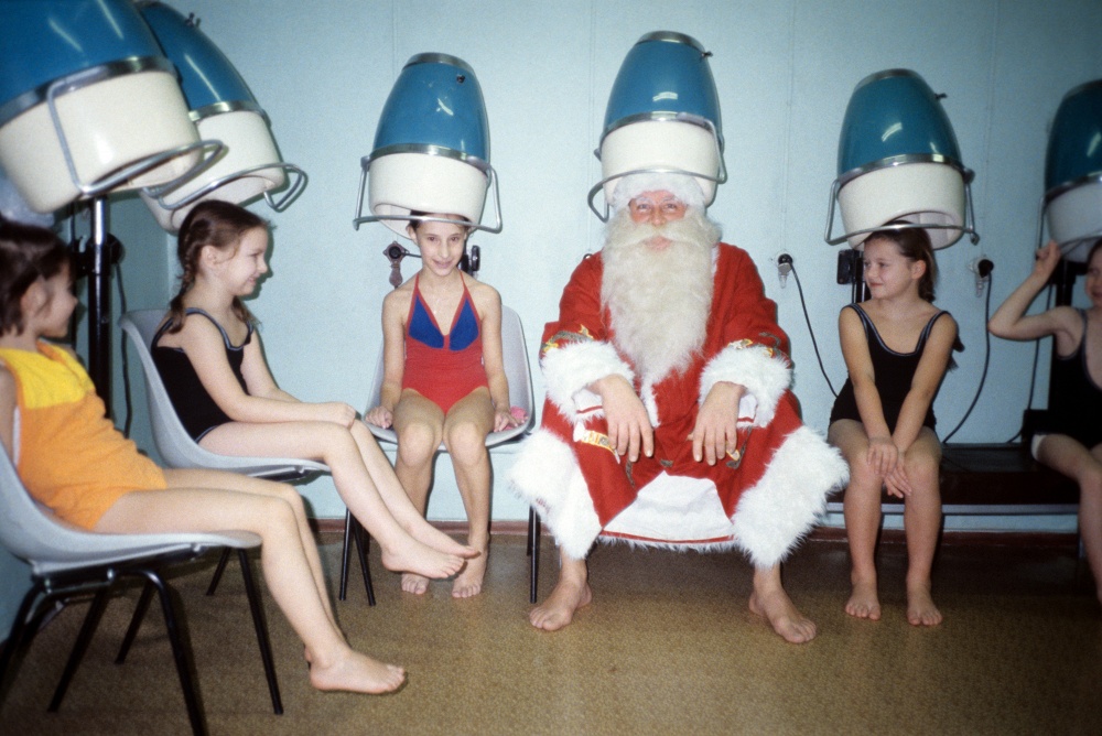 26 фото с советским Дедом Морозом из 80-х годов