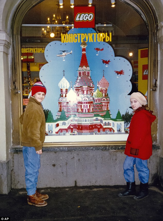 Фотография: Первое поколение детей, выросших после распада СССР №14 - BigPicture.ru