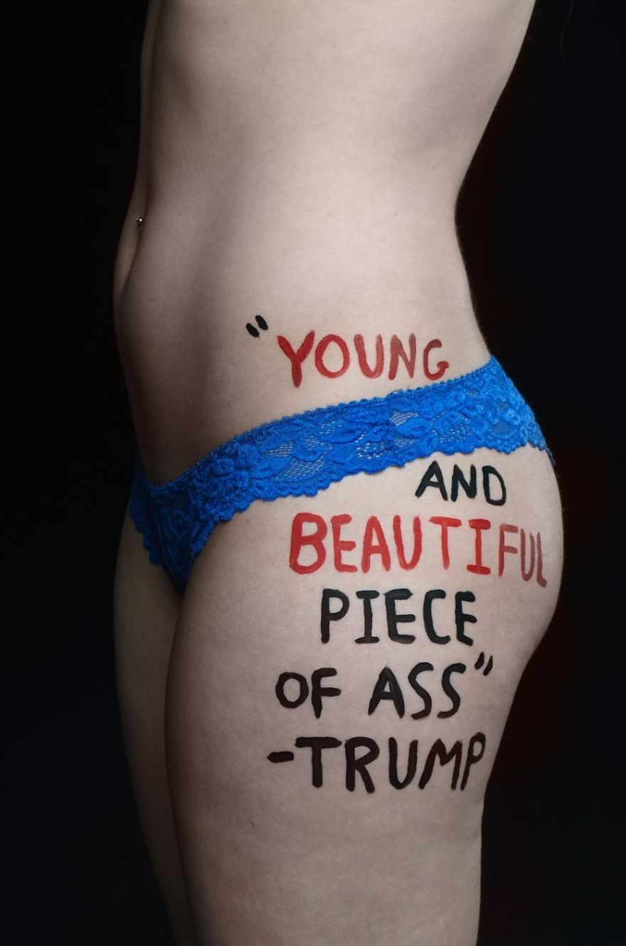 Фотография: Трампни меня: 18-летняя студентка нанесла оскорбительные цитаты Трампа на тело для смелого фотопроекта №3 - BigPicture.ru