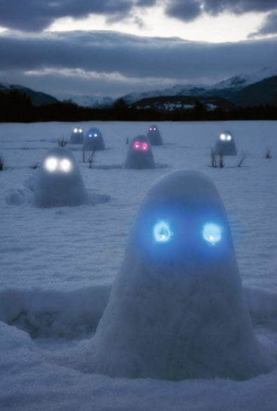 Фотография: Не все снеговики одинаково дружелюбны №3 - BigPicture.ru