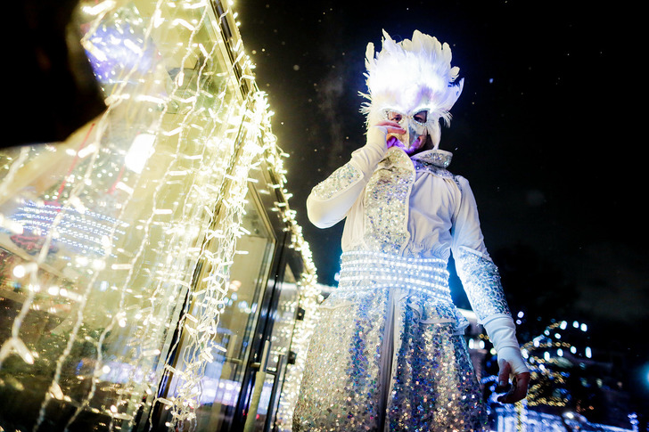 Фотография: Балеты на льду, сказочные представления и более 400 светоинсталляций №8 - BigPicture.ru