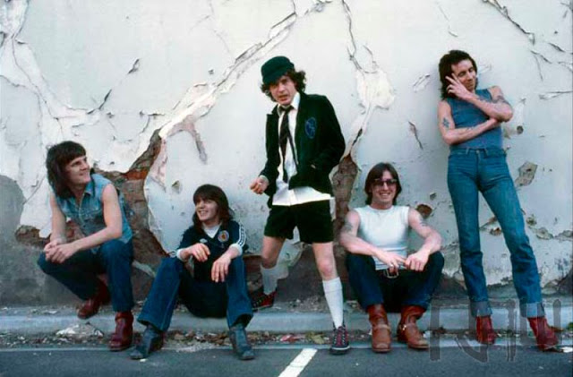 Фотография: Как выглядели культовые рок-группы в самом начале карьеры №8 - BigPicture.ru
