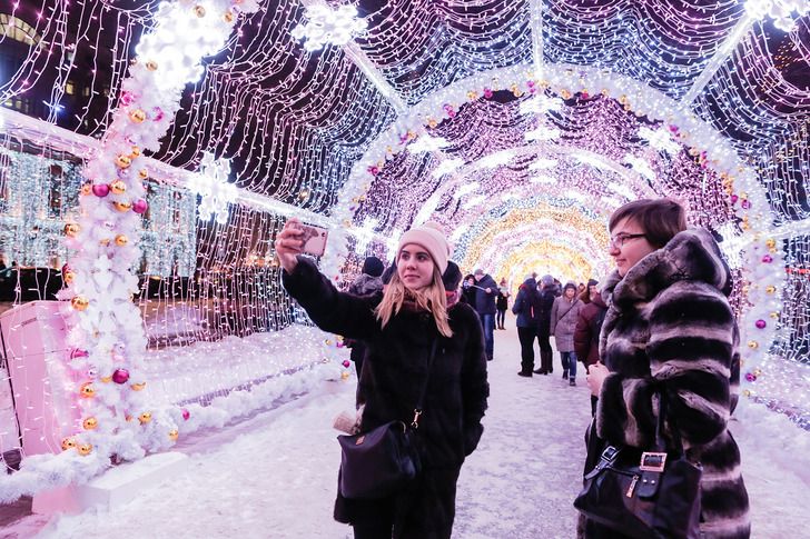 Фотография: Балеты на льду, сказочные представления и более 400 светоинсталляций №10 - BigPicture.ru