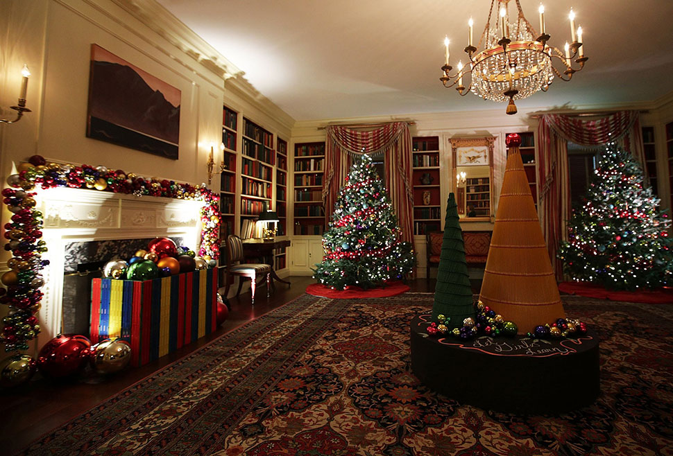 Фотография: Мишель Обама в последний раз украсила Белый дом к Рождеству №1 - BigPicture.ru