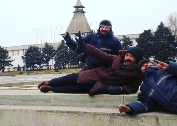 Астраханские бомжи с помощью Instagram собирают деньги на поездку к Байкалу
