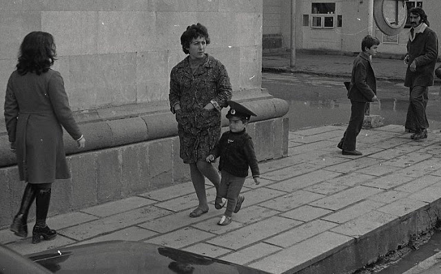 Фотография: Повседневная жизнь в советской Грузии 1976 года в фотографиях шведского фотографа №16 - BigPicture.ru