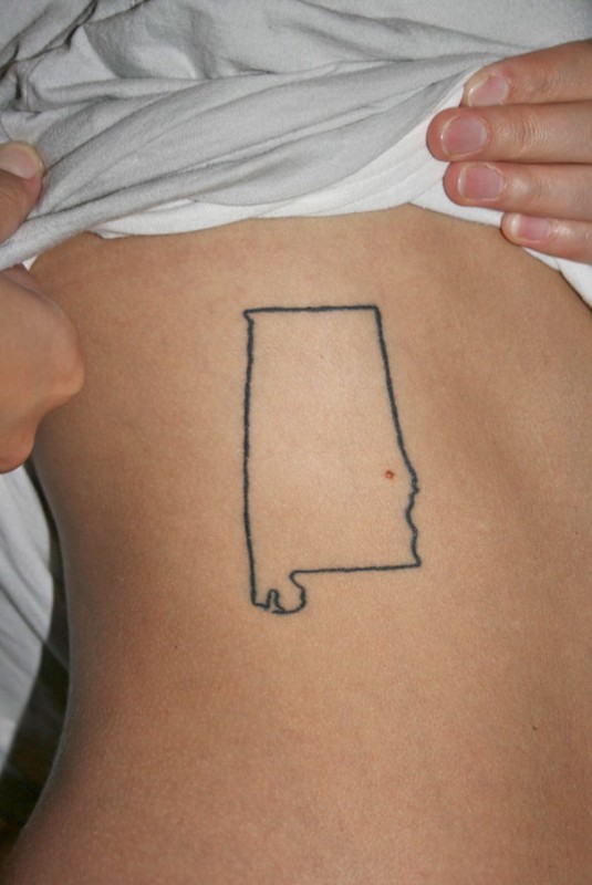 Фотография: Люди с родимыми пятнами, которые не растерялись и сделали их частью татуировок №19 - BigPicture.ru