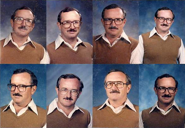 Фотография: Учитель 40 лет подряд надевал один и тот же наряд для фотографирования с классом №4 - BigPicture.ru