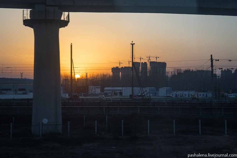 Фотография: Сидячий ад: 21 час в жестком вагоне из Пекина в Гуанчжоу №38 - BigPicture.ru