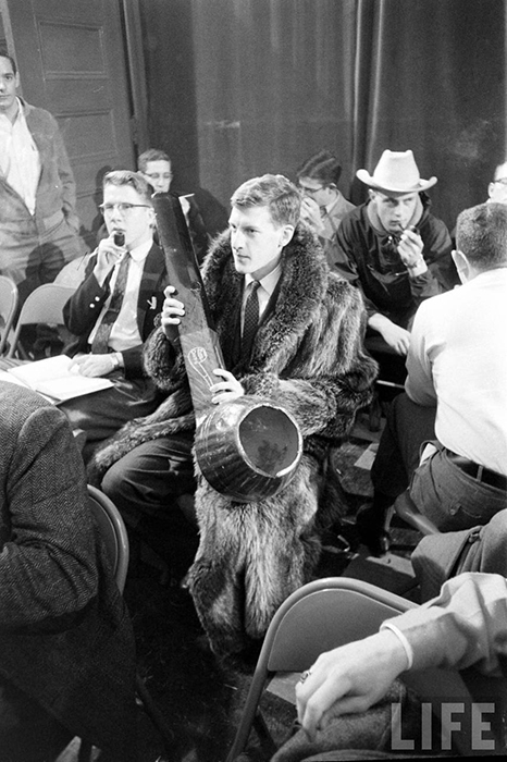 Фотография: Дым коромыслом: как проходили соревнования по курению в США 50-х годов №7 - BigPicture.ru