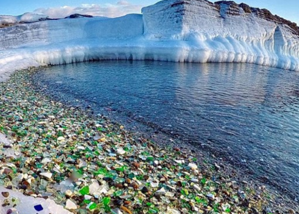«Водочный» пляж в Приморье — от свалки бутылок до туристического аттракциона