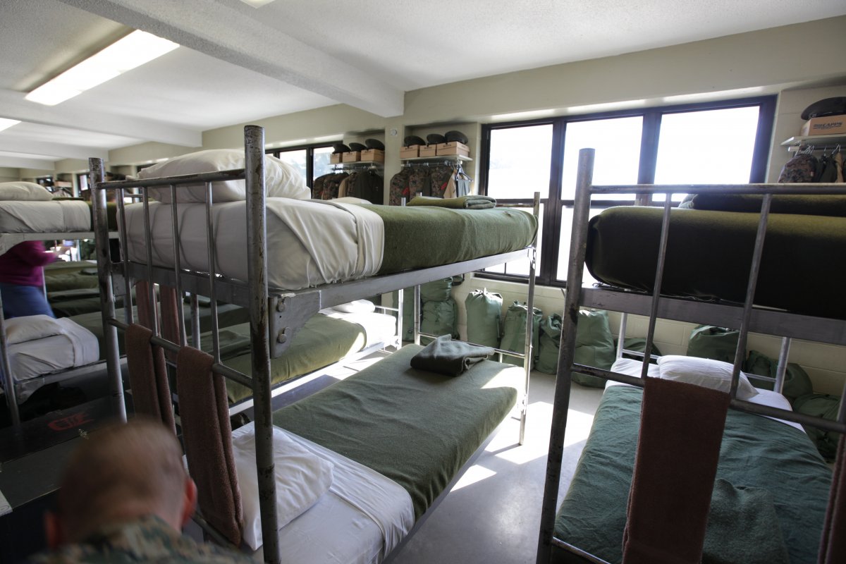 Фотография: Как выглядят казармы, где живут и тренируются морские пехотинцы США №13 - BigPicture.ru