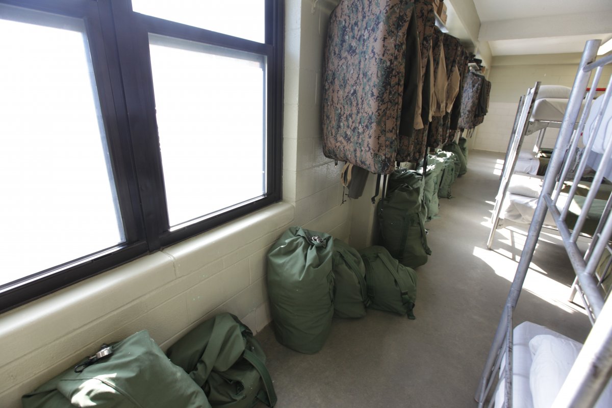 Фотография: Как выглядят казармы, где живут и тренируются морские пехотинцы США №15 - BigPicture.ru