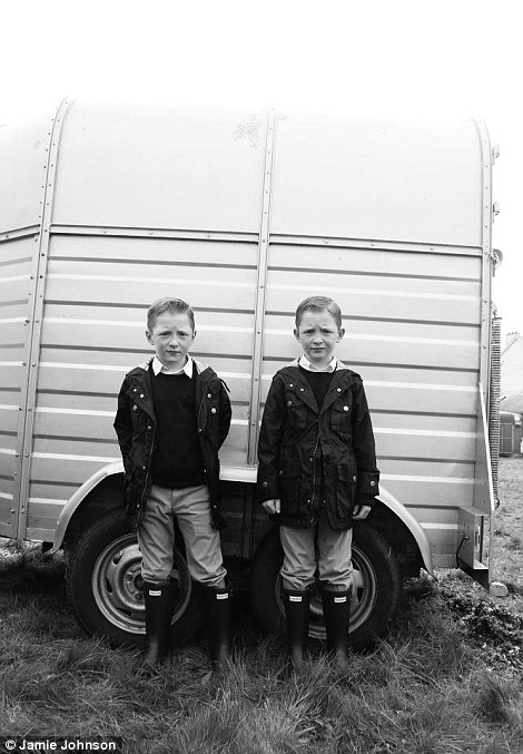Фотография: Слишком рано повзрослевшие дети ирландских цыган №21 - BigPicture.ru