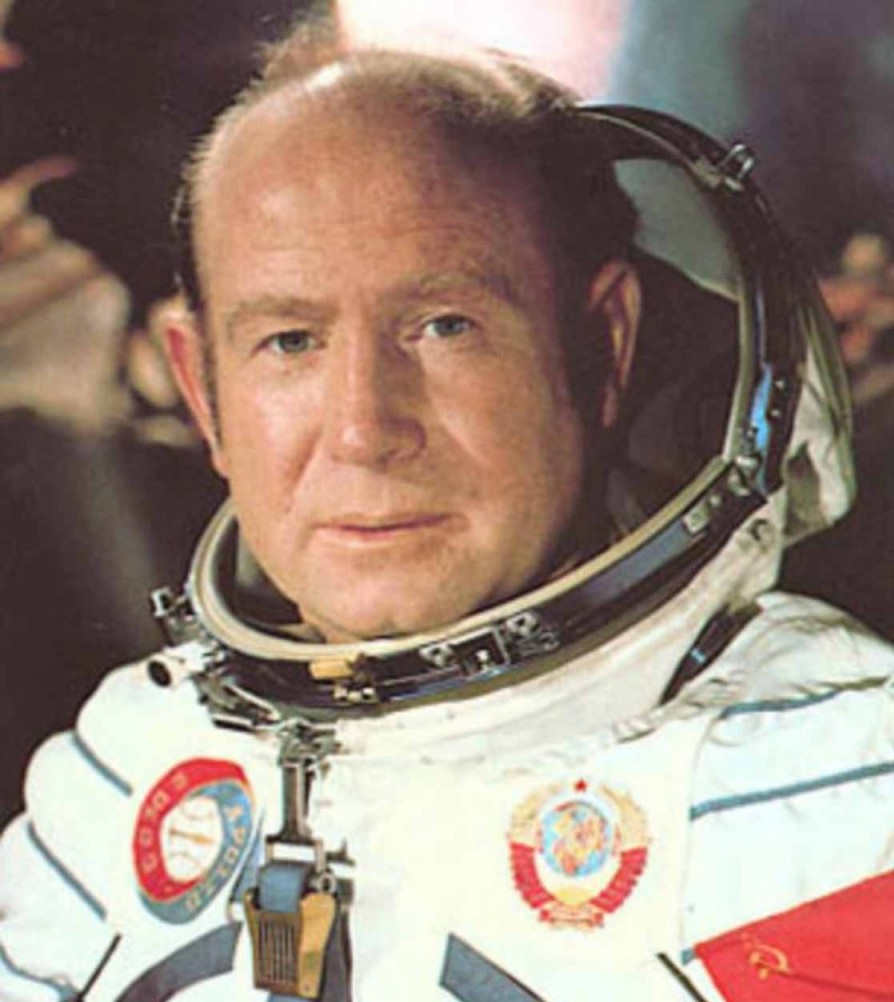 Фотография: Поднимем наши тюбики: как советские космонавты американцев 